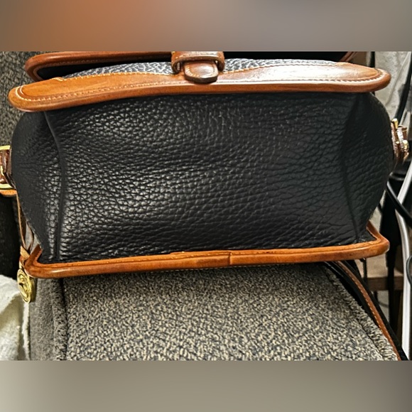 SOLD $65 Dooney & Bourke Vintage Crossbody/Shoulder Bag. All Weather Leather. - Picture 12 of 15